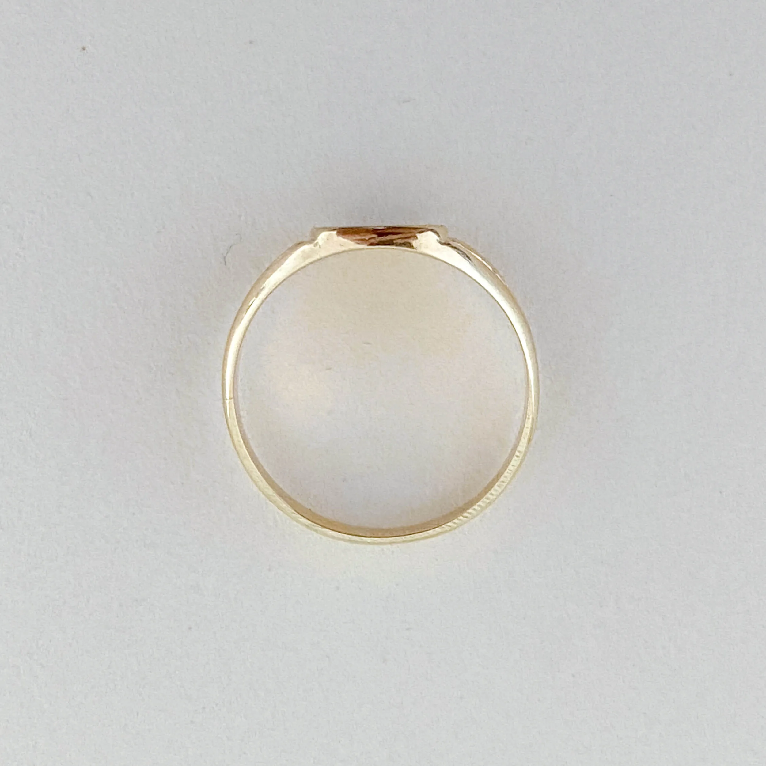 Signet Jolie Ring