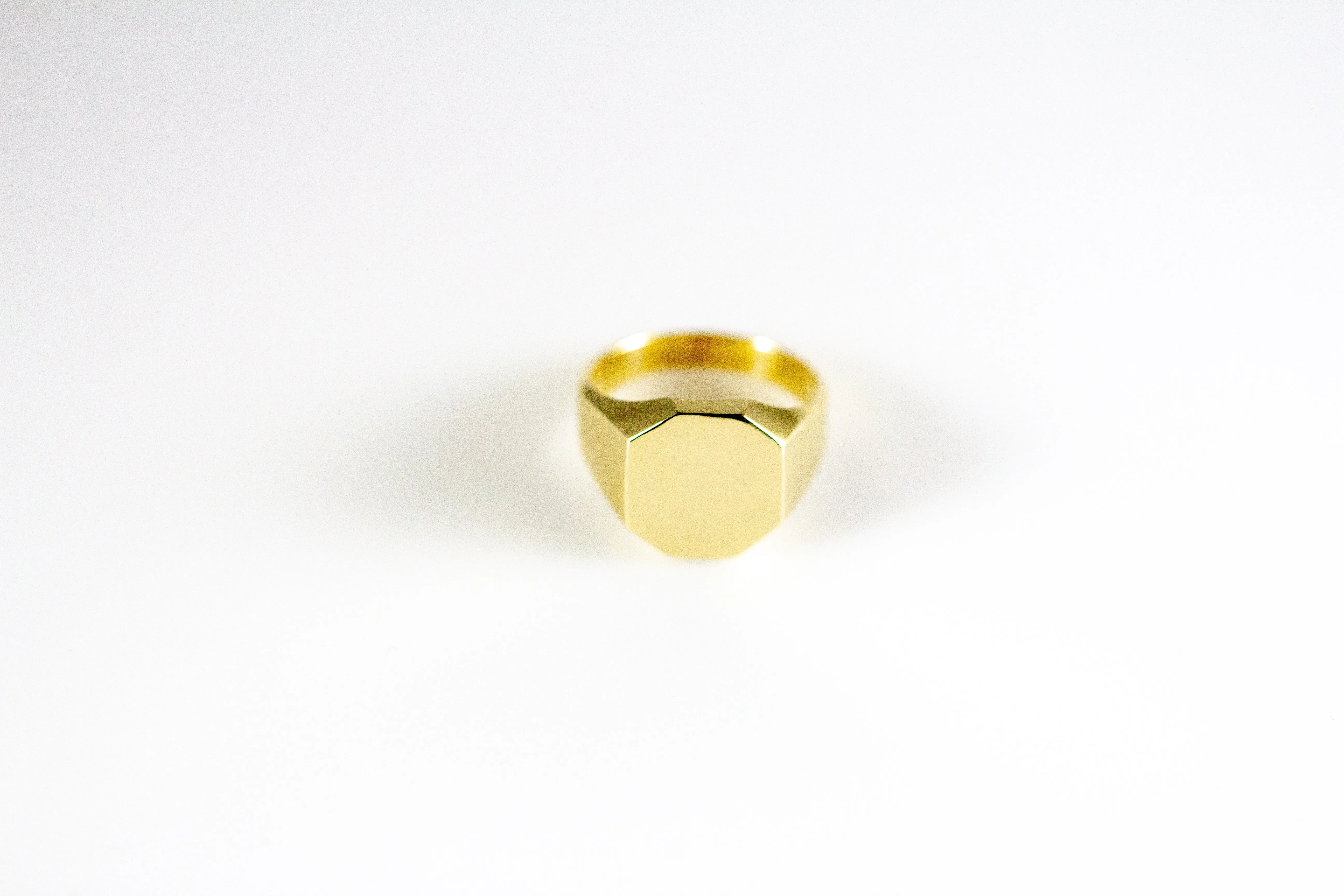 SIGNET: REFLECTION - Octagonal