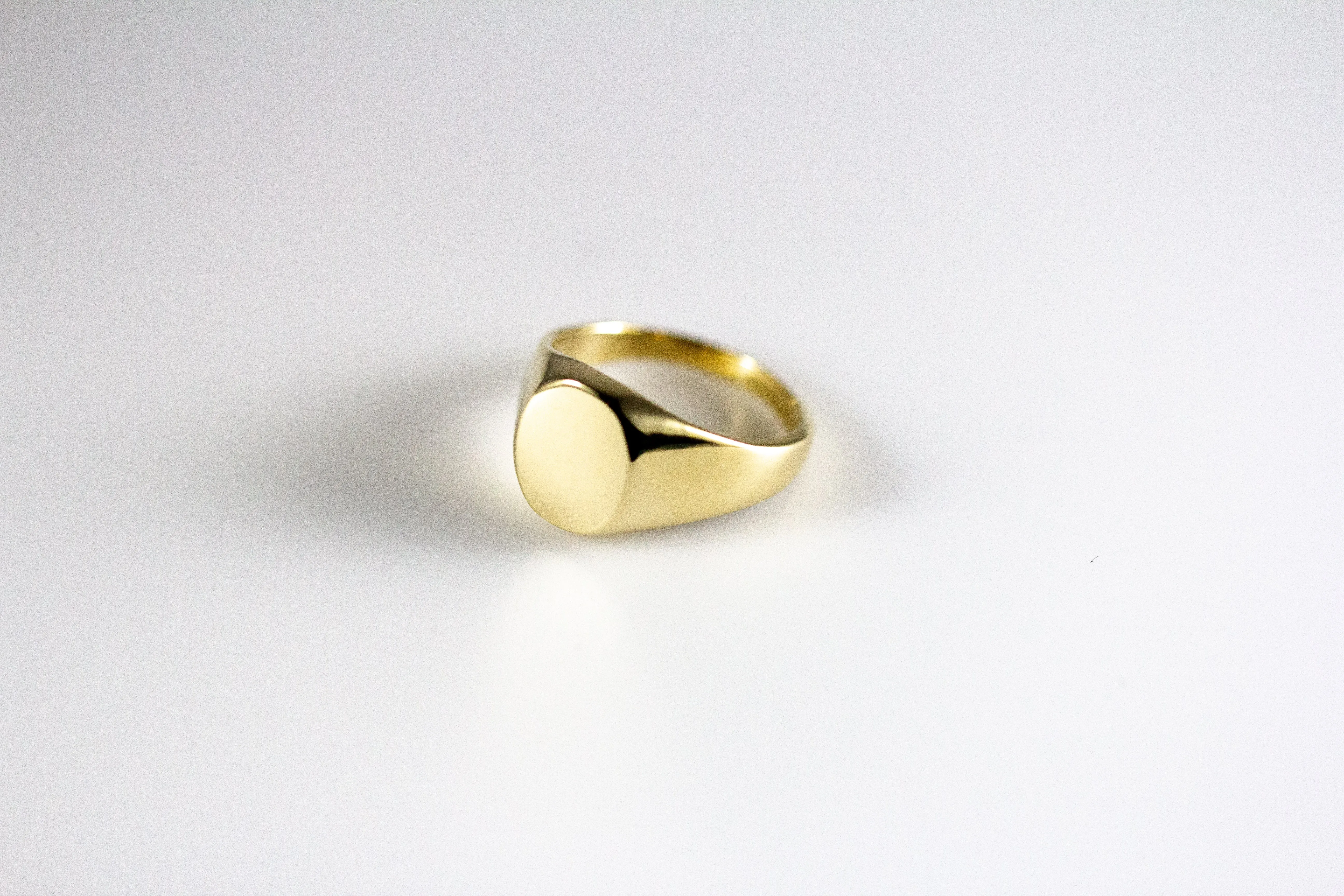SIGNET: REFLECTION - Oval (L)