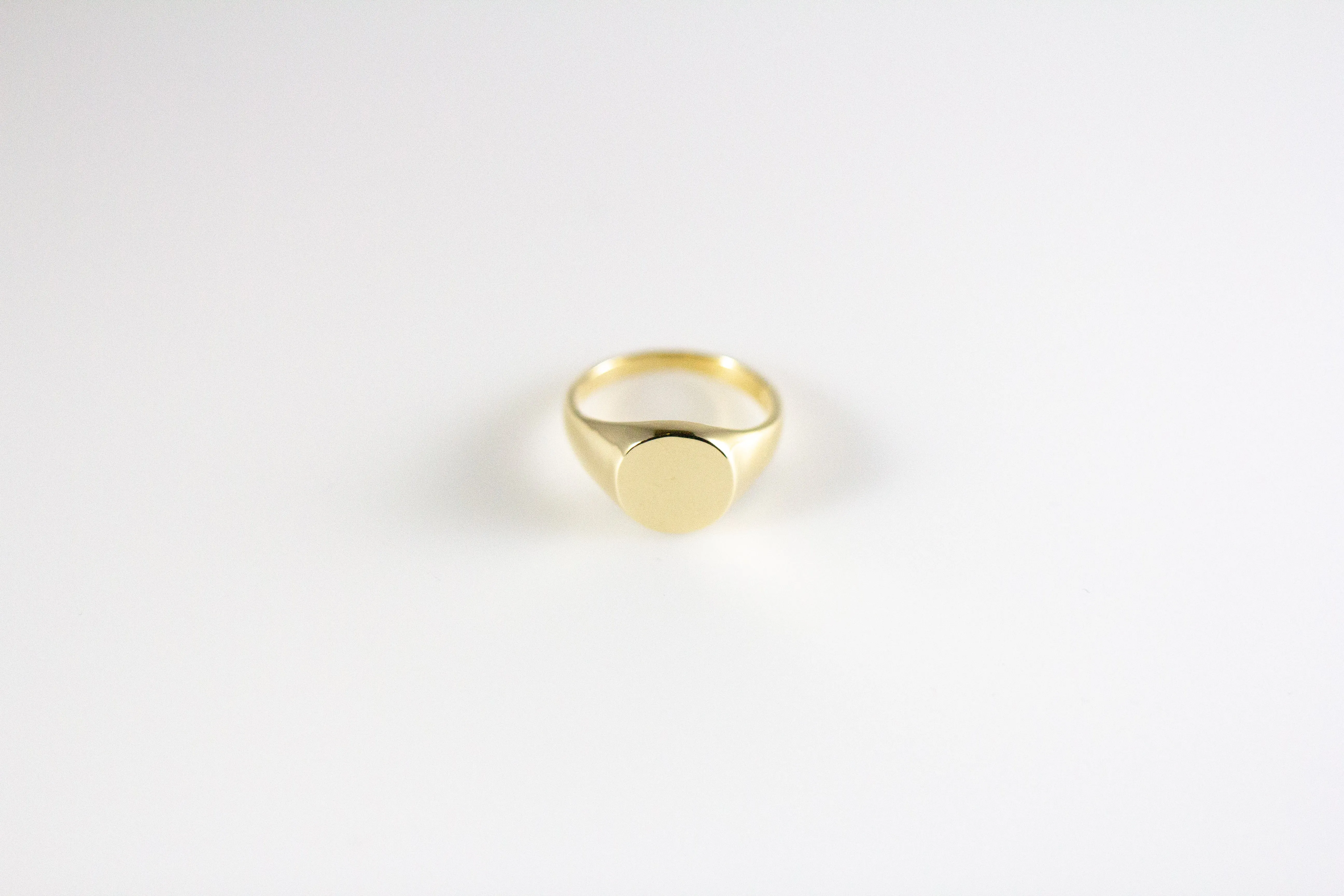 SIGNET: REFLECTION - ROUND (L)