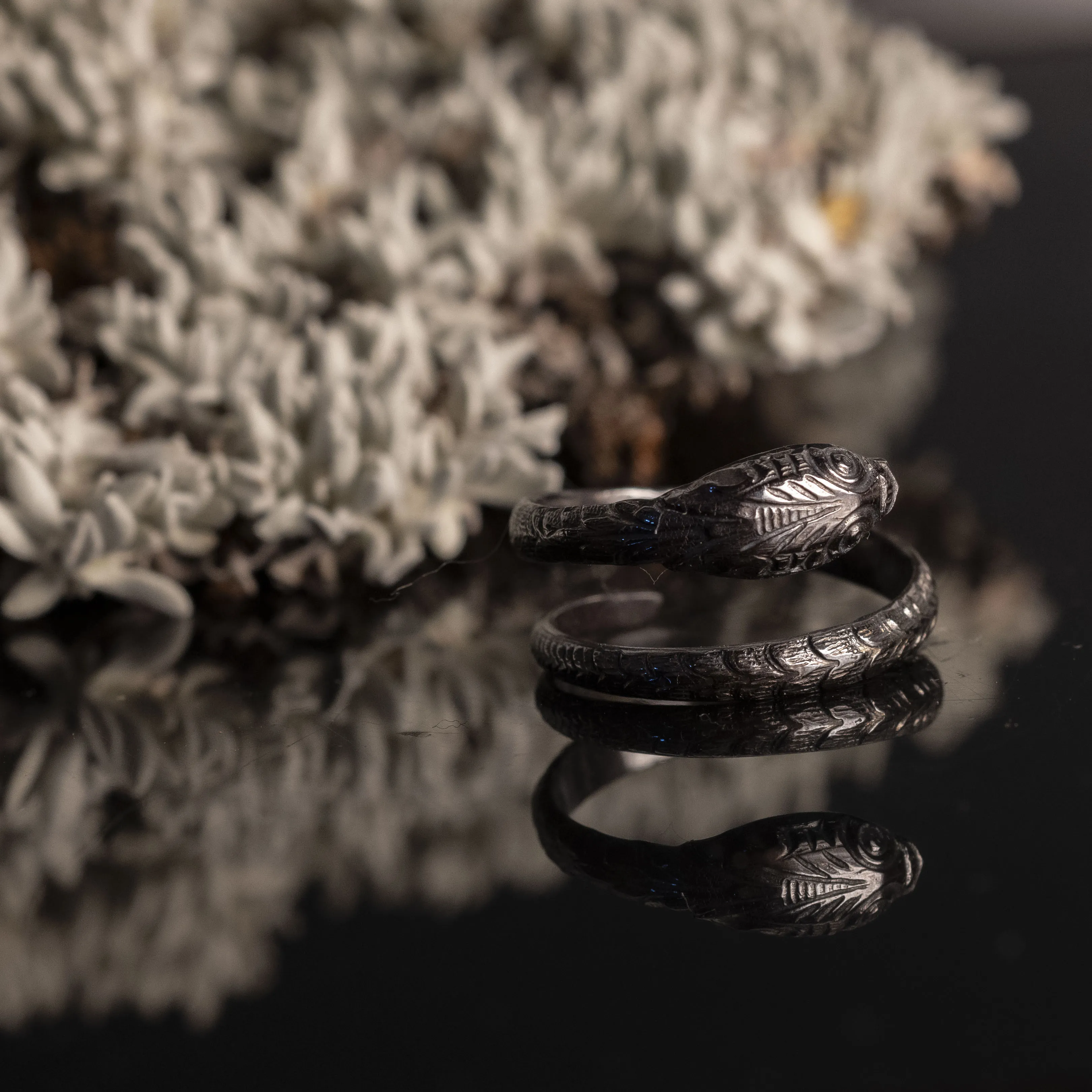 Skinny Snake Ring