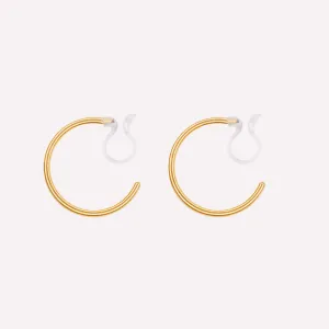 SMALL HOOP CLIP-ON EARRINGS IN GOLD