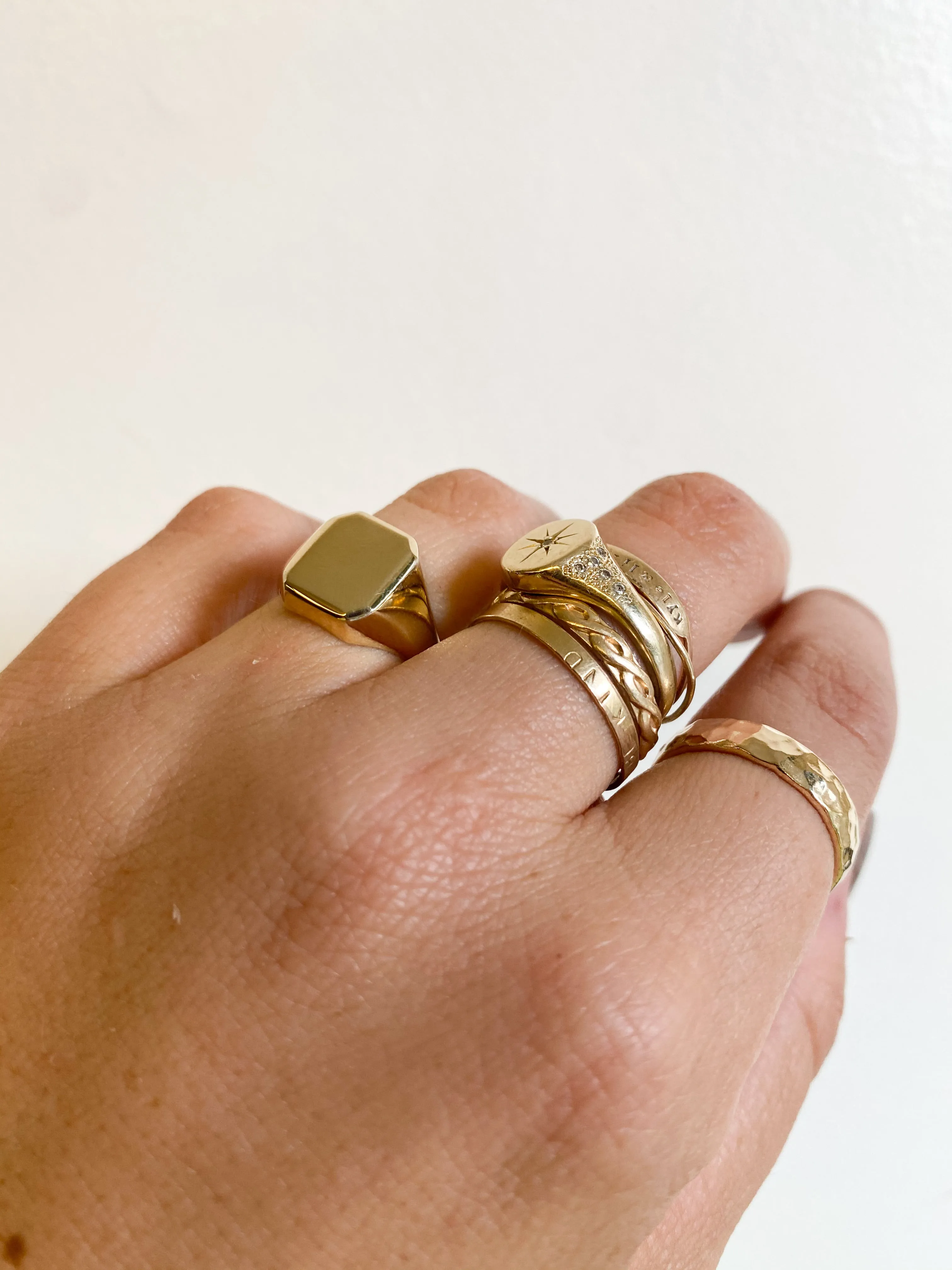 SOLID 14k GOLD SIGNET RING