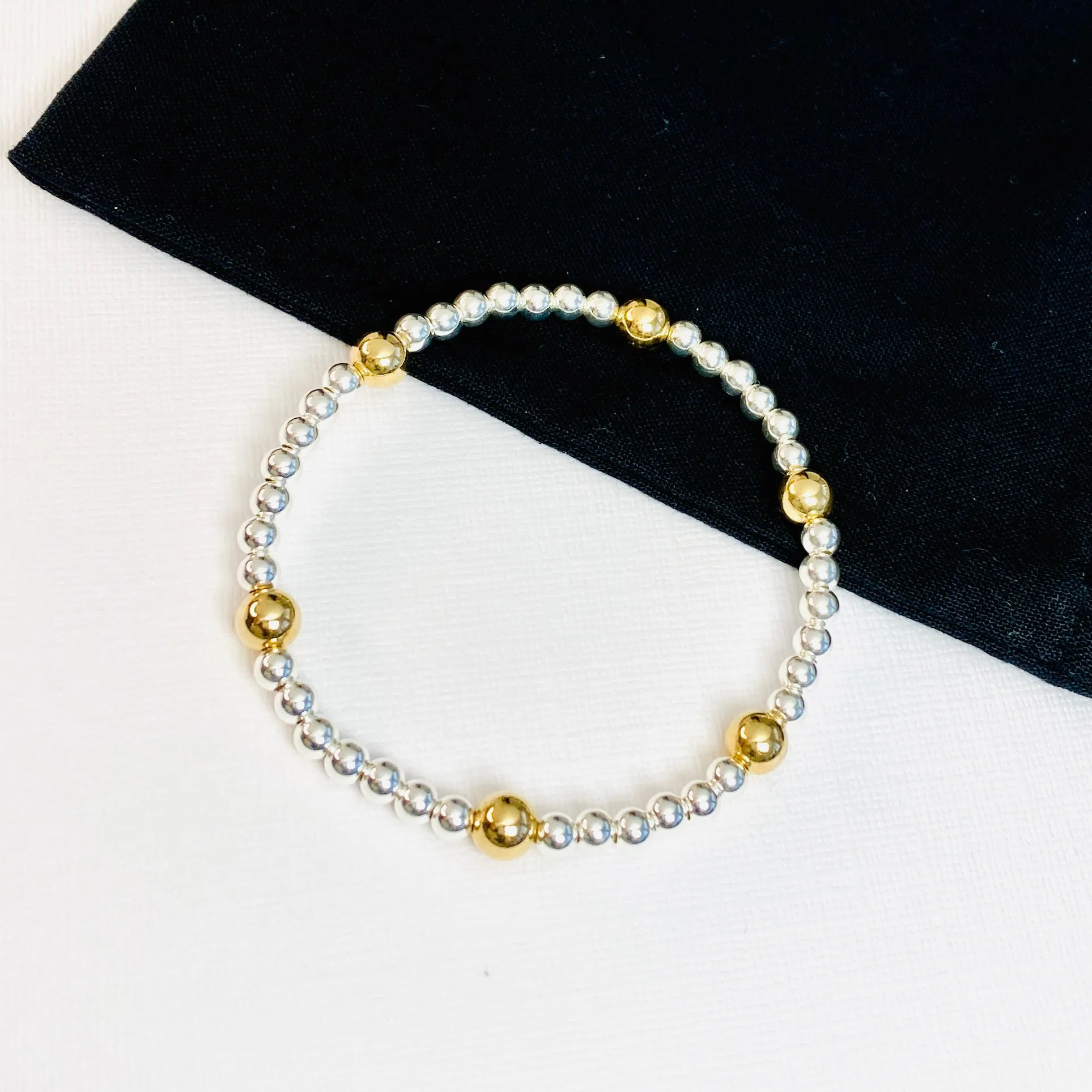 SPHERE | Silver and Gold Bead Bracelet