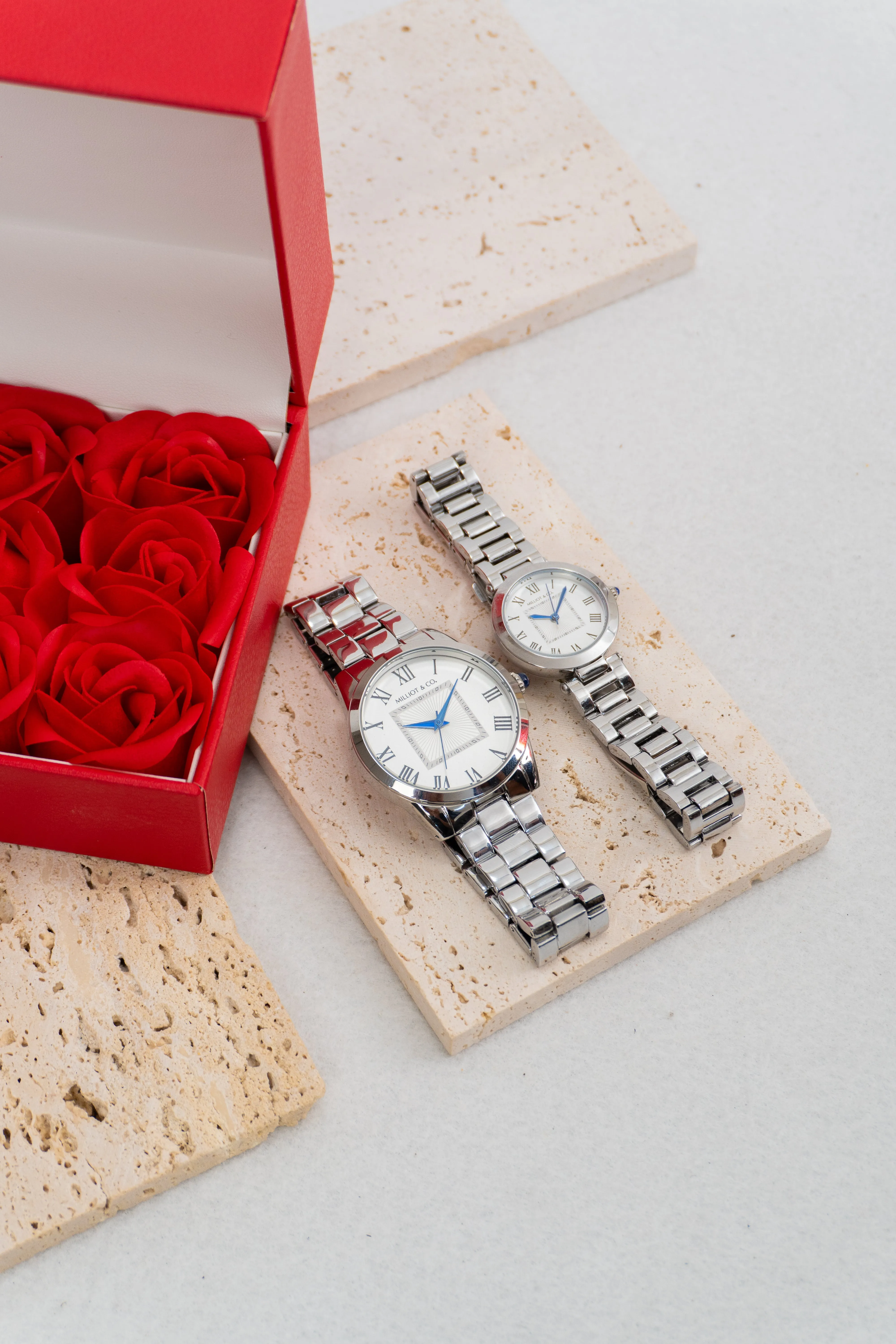 The Time Silver Metal His and Her Set (Silver)