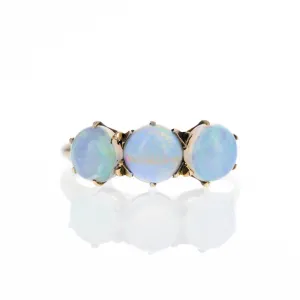 Victorian 10K Yellow Gold Opal Cabochon Ring
