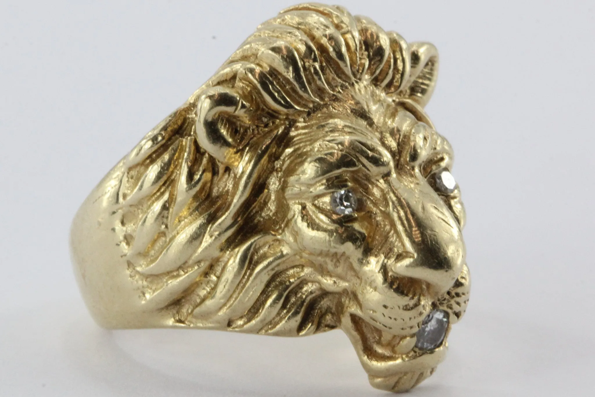 Vintage 14K Gold & Diamond Chunky Figural Lions Head Ring .10 CTW