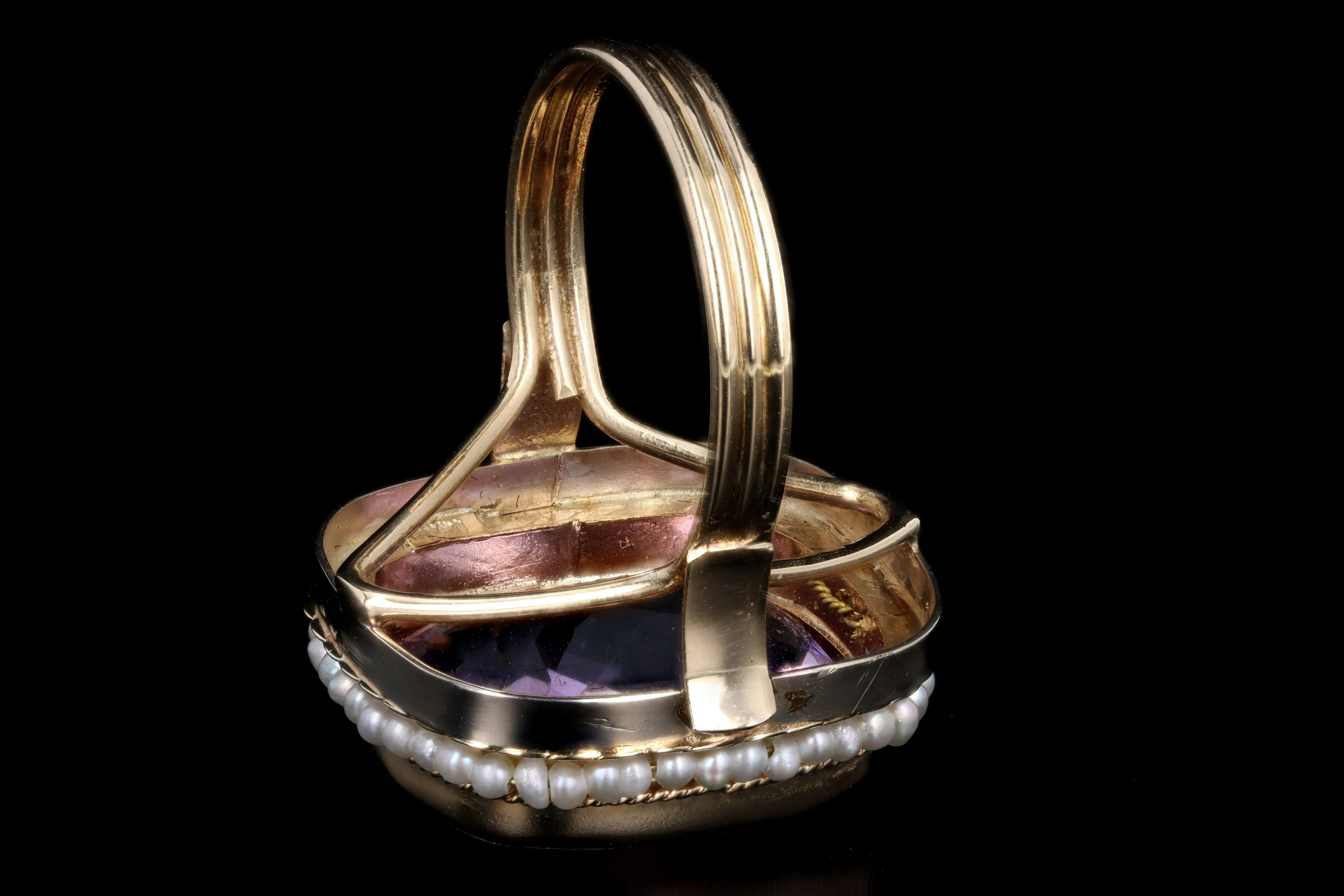 Vintage 14K Yellow Gold 11.5 Carat Amethyst & Seed Pearl Ring