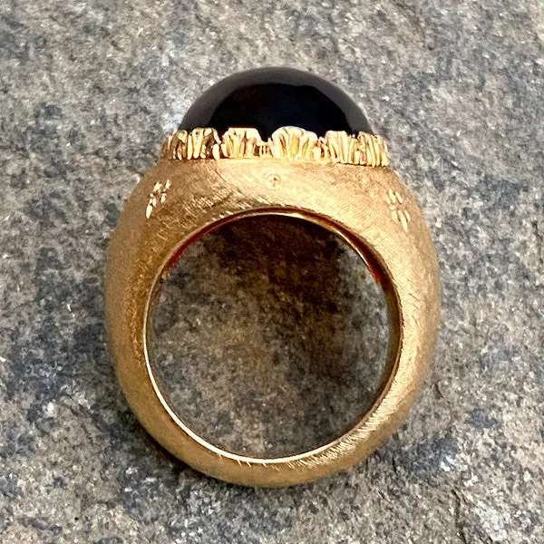 Vintage Cabochon Garnet Ring