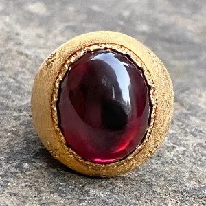 Vintage Cabochon Garnet Ring