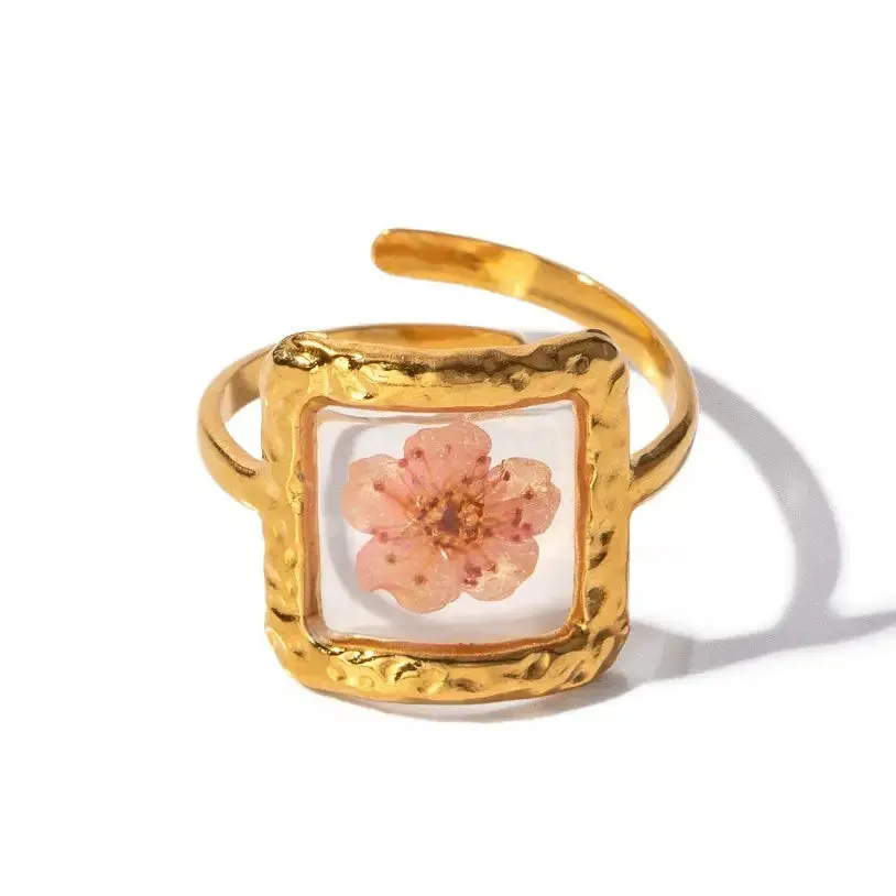 Vintage Dried Flowers Apparel and Accessories Collection