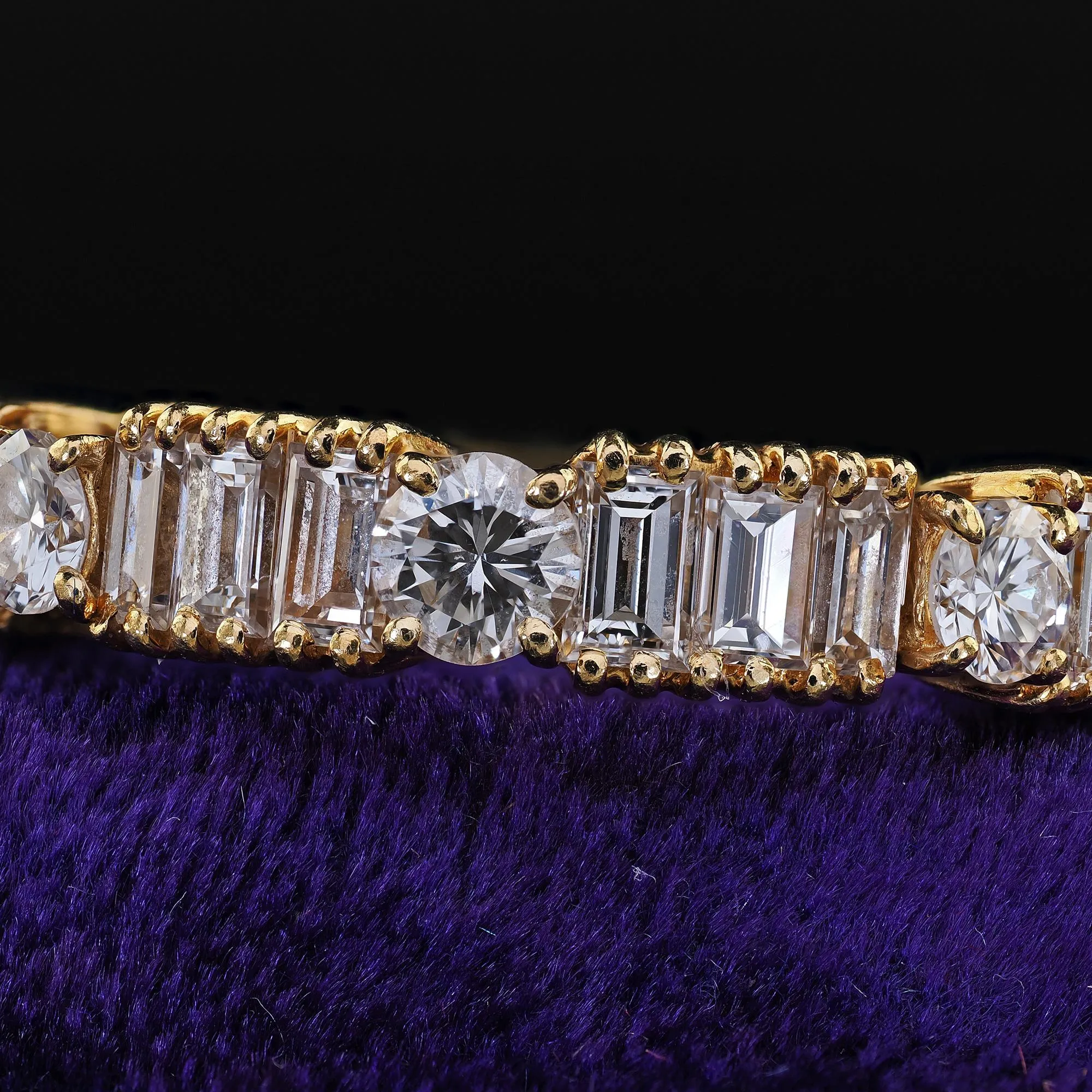 Vintage Estate H. Stern 18K Yellow Gold Diamond Baguette Wedding Band Ring