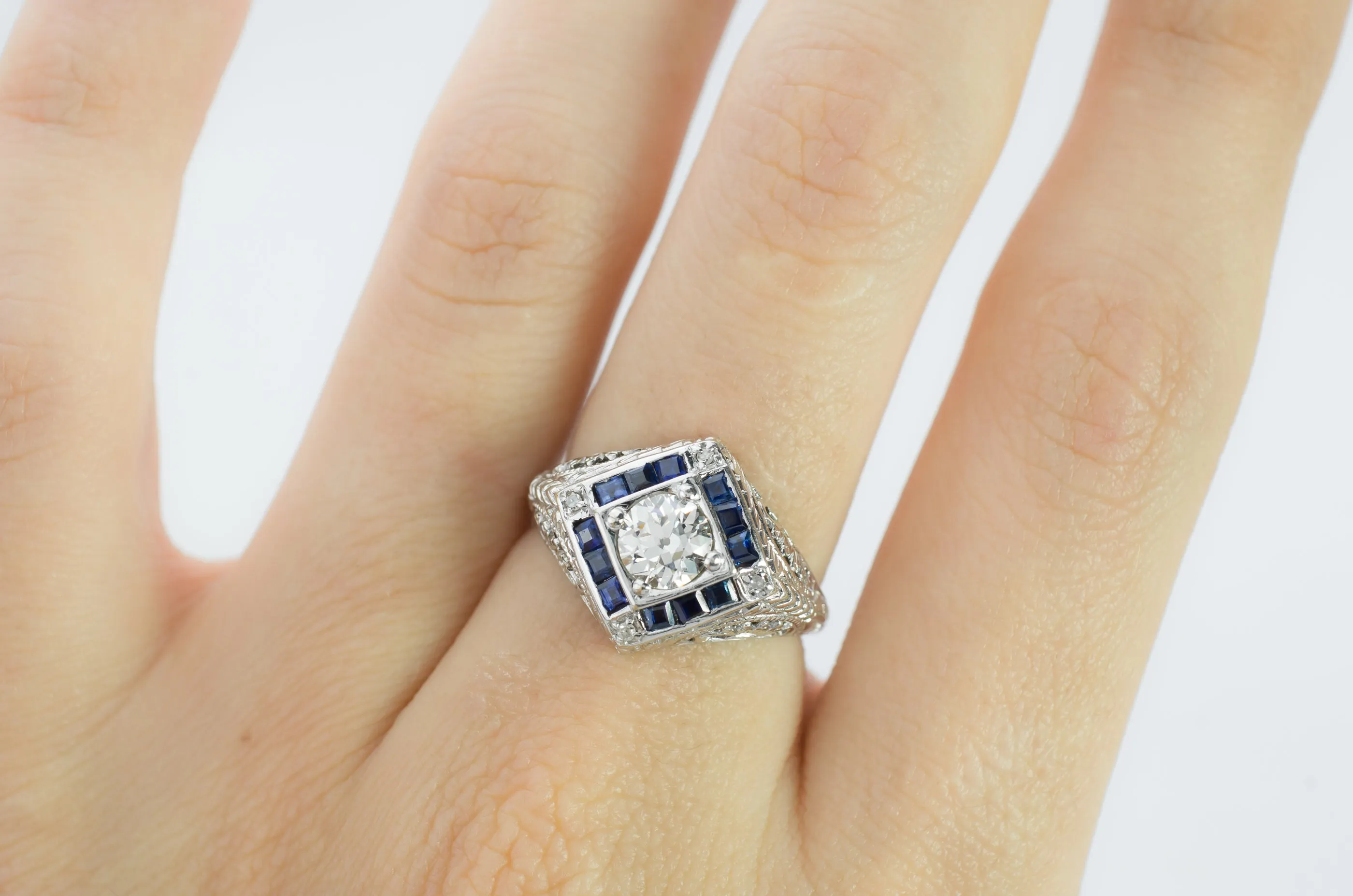 VINTAGE OLD EUROPEAN CUT DIAMOND AND SAPPHIRE RING