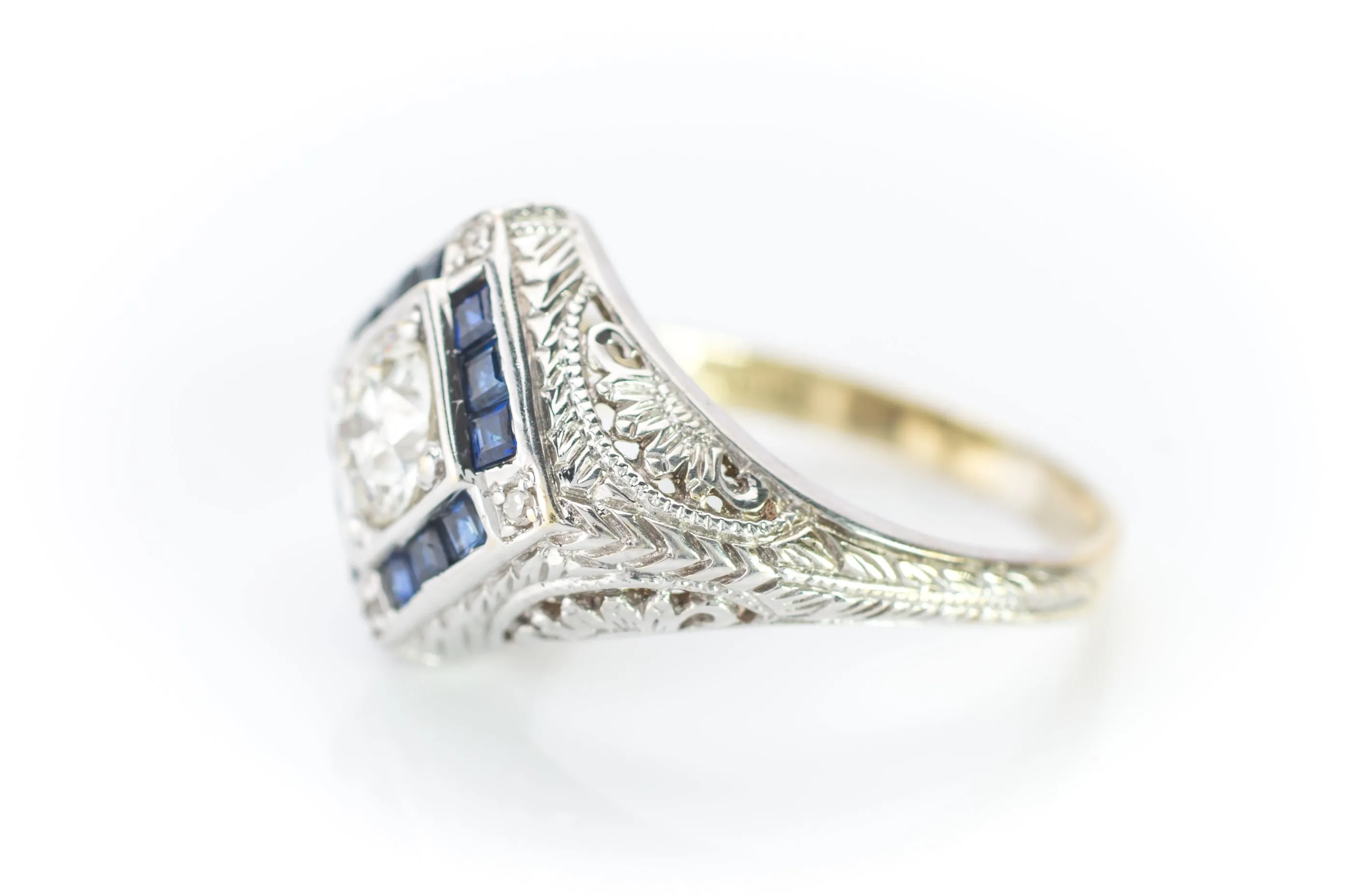 VINTAGE OLD EUROPEAN CUT DIAMOND AND SAPPHIRE RING