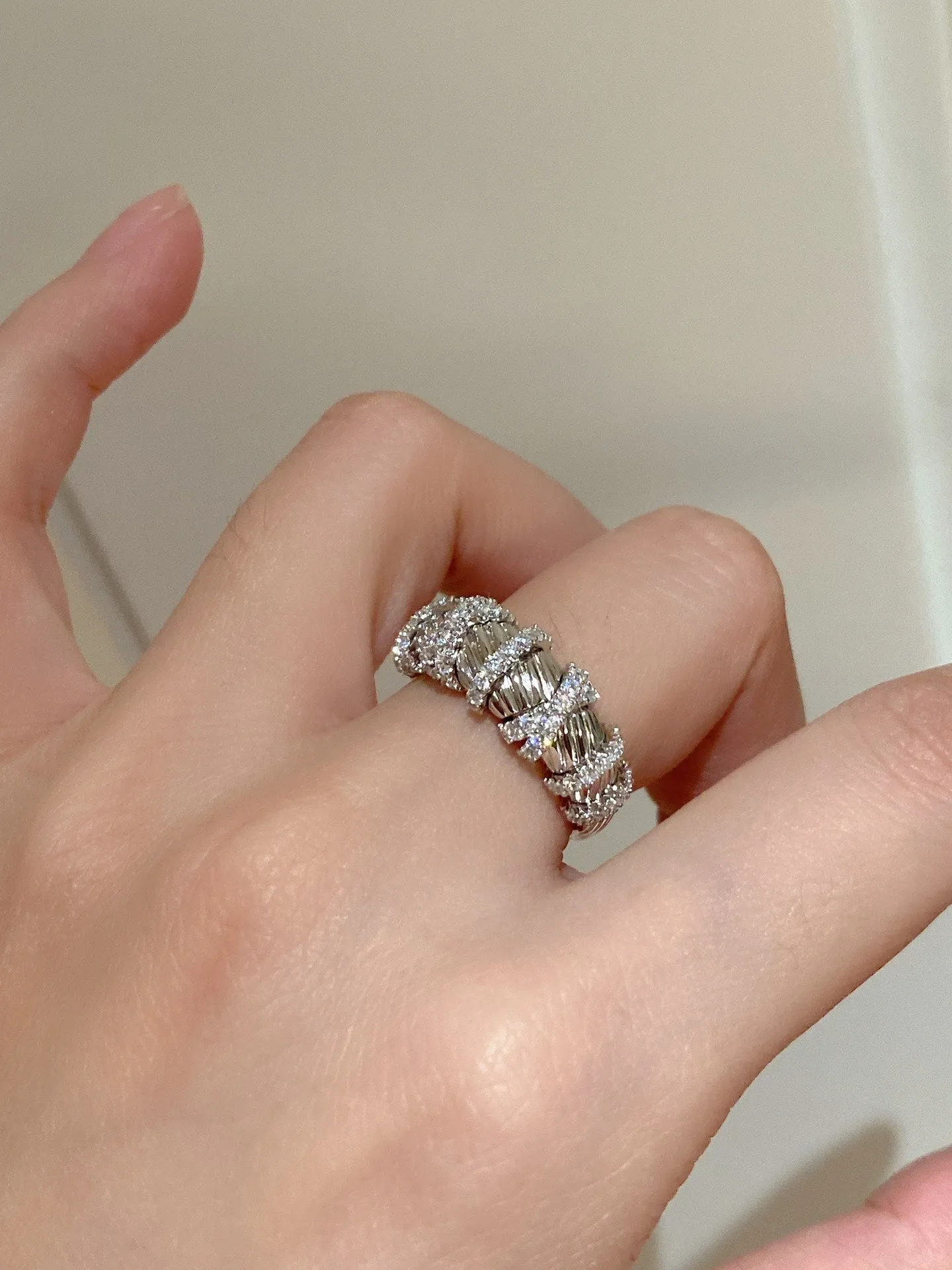Vintage Striped Twist Diamond Ring