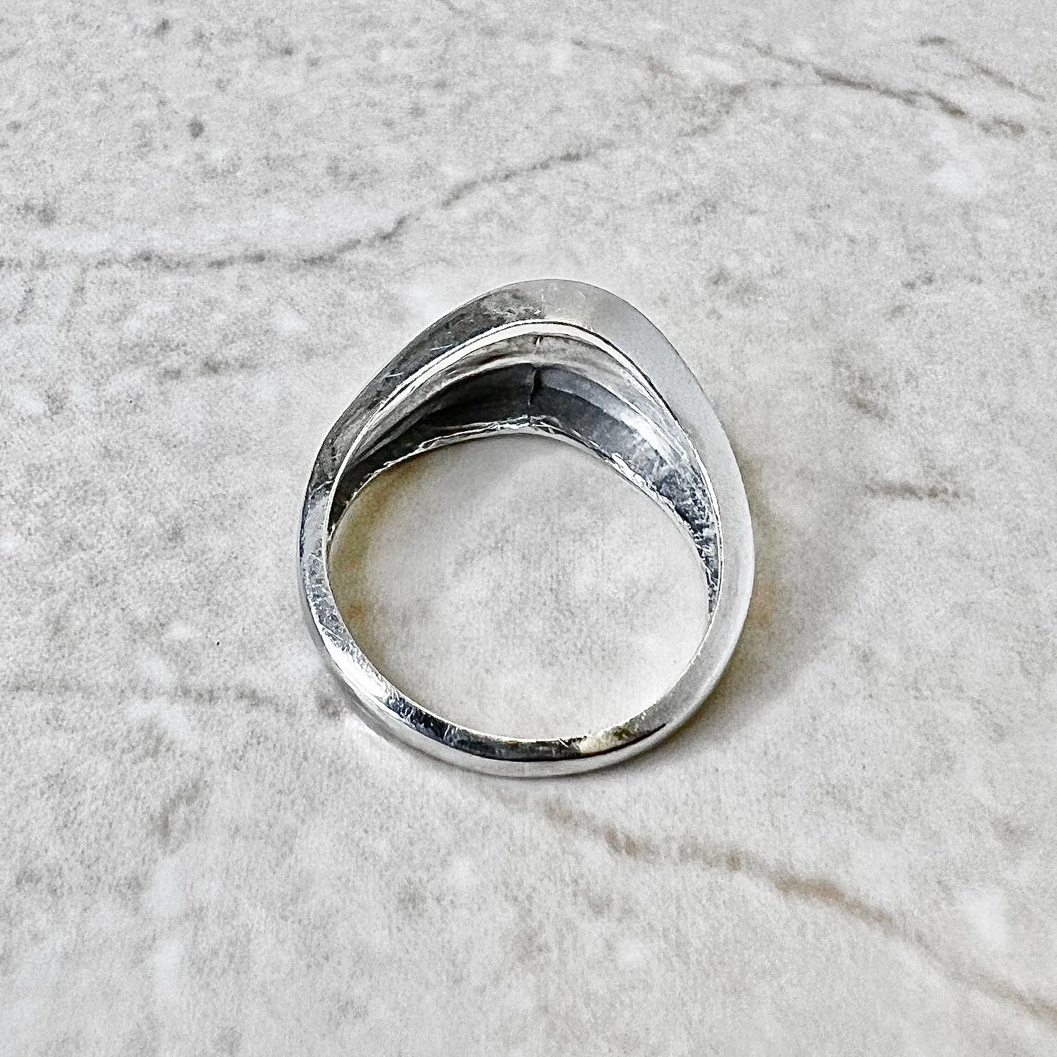 Wavy 14 Karat White Gold Band Ring