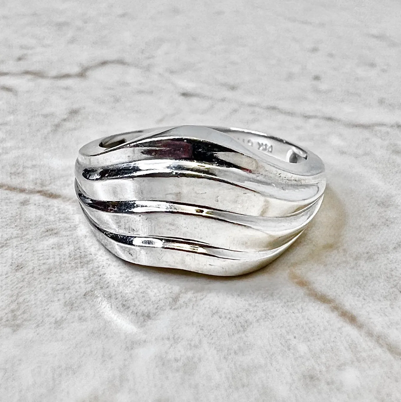 Wavy 14 Karat White Gold Band Ring