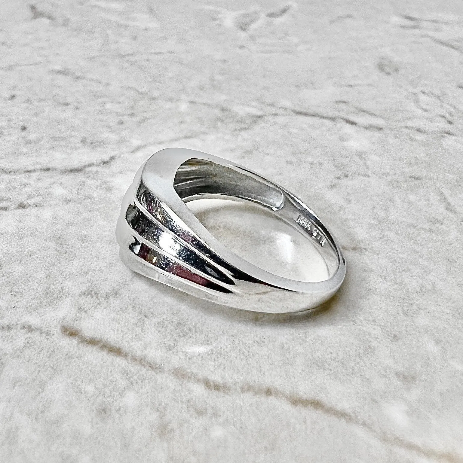 Wavy 14 Karat White Gold Band Ring
