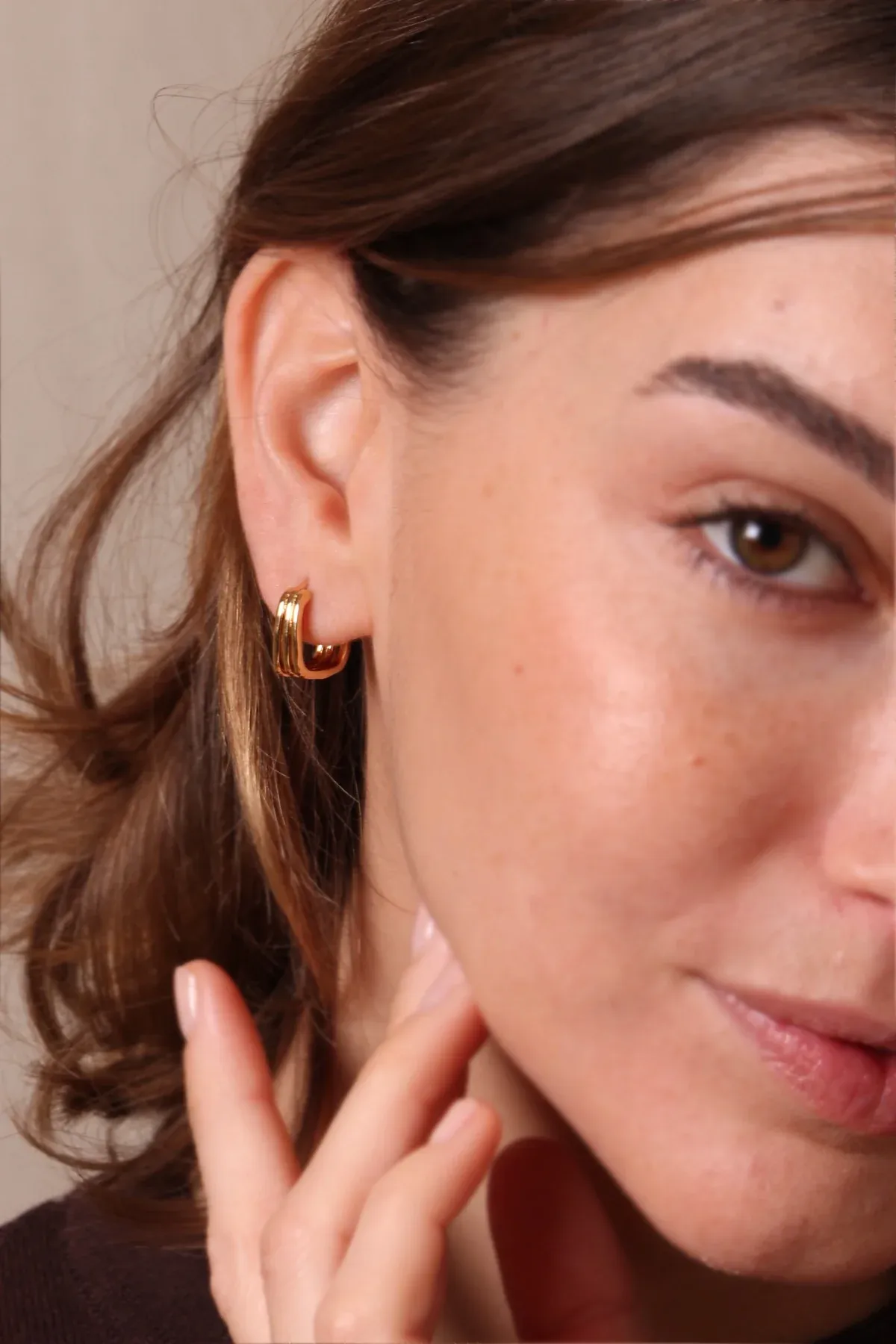 Yago gold hoop earrings